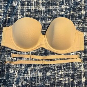 Wacoal 32DD “Red Carpet” Strapless Bra